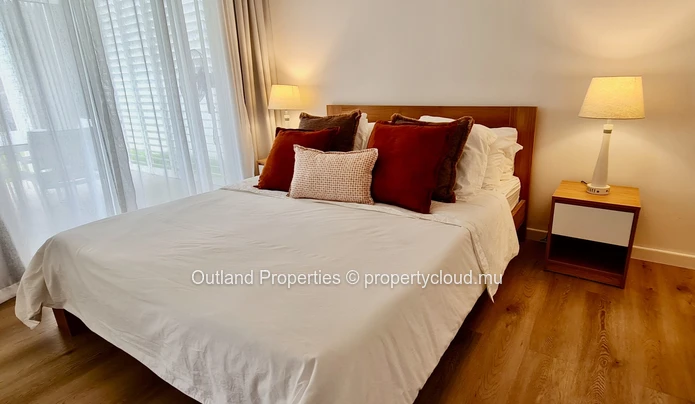 Modern 3 bedroom duplex in Tamarin