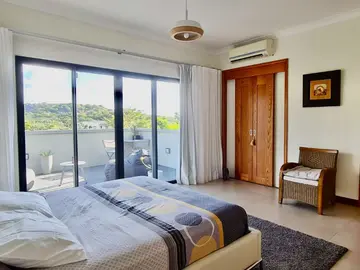 8 Bedroom Villa