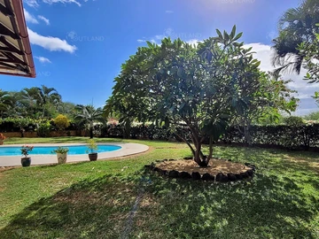 4 Bedroom Villa