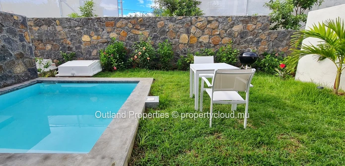 Modern 3 bedroom duplex in Tamarin