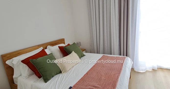 Modern 3 bedroom duplex in Tamarin