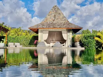 8 Bedroom Villa